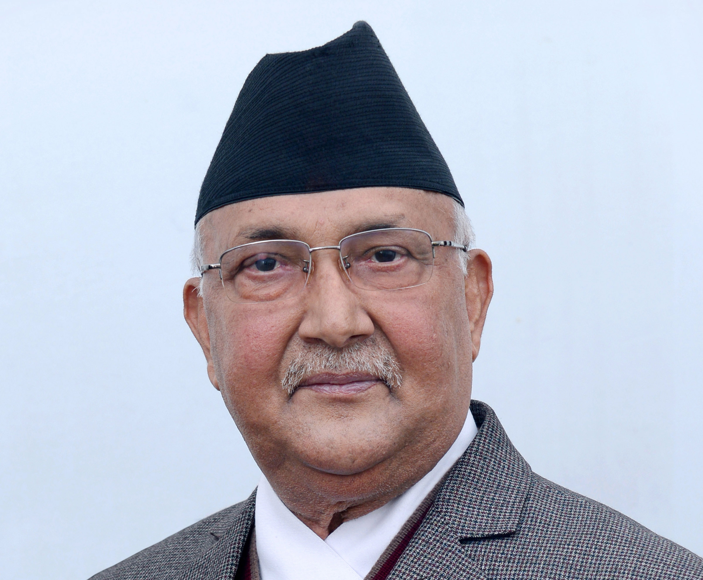 Chair Oli urges PM Deuba to give way for new government