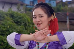 तायाहाङमाको ‘हिमाली शिरमा’ स्रोता दर्शकमाझ (भिडियोसहित)