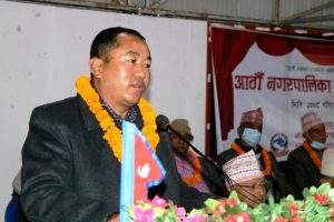 विकासमा जिम्मेवार बन्न पूर्वमन्त्री चन्द्र लामाको चुनौती