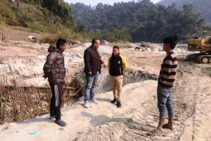 काभ्रे र मकवानपुर जोड्ने वागमती पुल अलपत्र परेकोप्रति पुर्वमन्त्री चन्द्र लामाको चासो