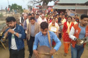 तेमाल सर्स्यूंखर्कमा एमालेको वृहत भेला,पूर्व जनप्रतिनिधि सम्मानदेखि कार्यालय उद्घाटनसम्म !