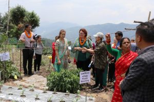 नर्वेली उपमन्त्री बियोर्गद्धारा नमोबुद्धको असल कृषि अभ्यासको प्रशंसा