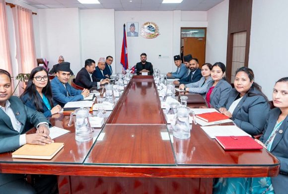 संघीय मन्त्रीहरुको मर्यादाक्रम हेरफेर : एक्सनवाला गृहमन्त्री गुरुङ  पाँचौ नम्बरमा