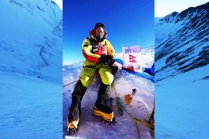 झोला बोकेर हिमालको यात्रा थालेका तेमालका भिजनको अन्ततः सगरमाथा टेक्ने सपना साकार !