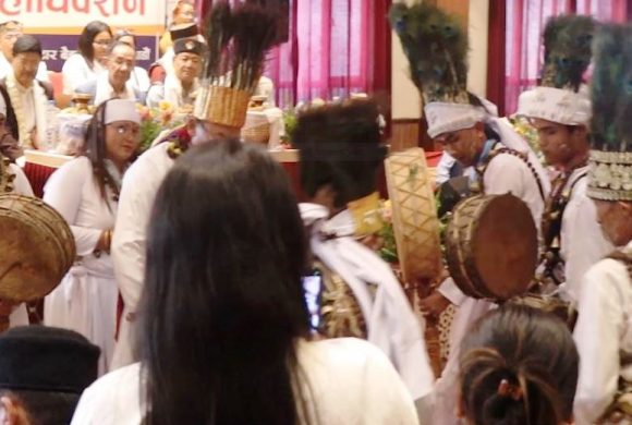 विश्वआदिवासी दिवसमा बोन्बोहरु पनि उर्लिने !-भिडियोसहित